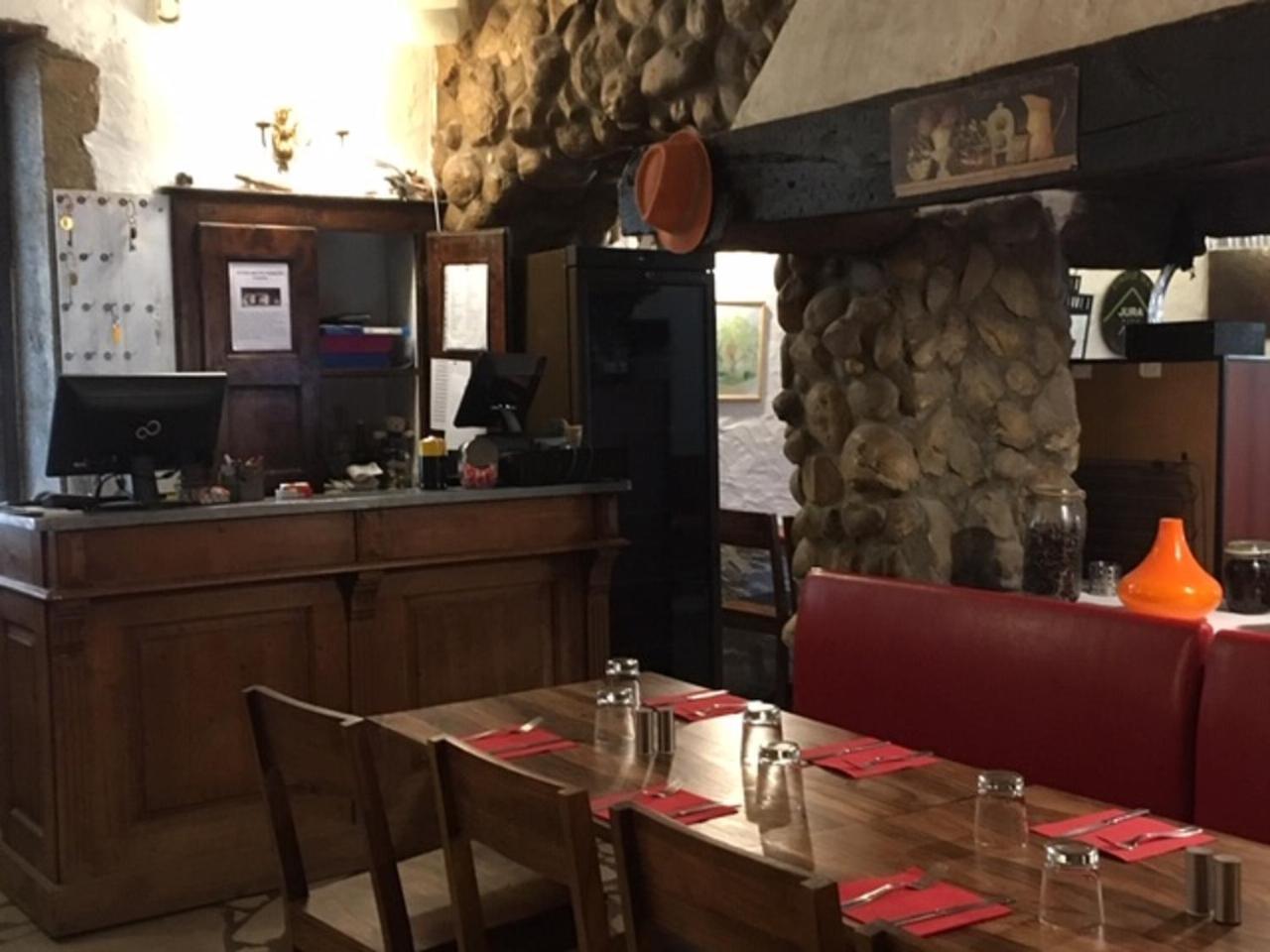 Le Relais Des Vieilles Postes Hotel Les Avenières Eksteriør billede